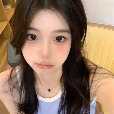 村里来了个作精大小姐